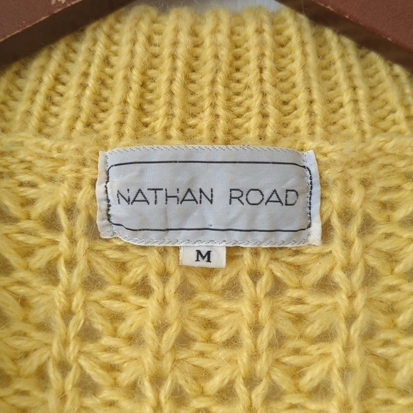 Nathan Road 80's Vintage Chunky Knit Buttoned Collared Cardigan Sweater Yellow M - Picture 4 of 11